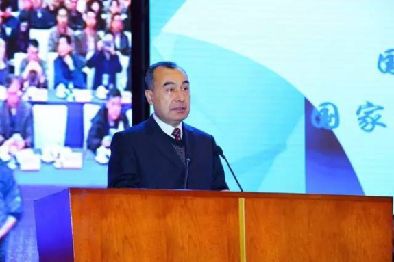 國土資源部副部長、黨組成員、國家測繪地理信息局局長、黨組書記庫熱西&middot;買合蘇提講話